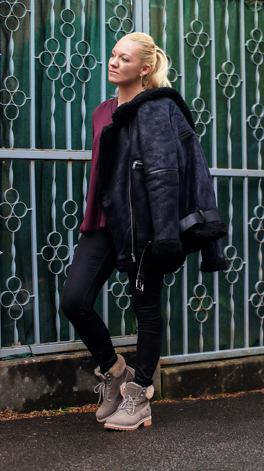 Shearling Jacket X Mustang Schnürboots Outfit | Winter Style | Worst Behavior WRSTBHVR Shearling Jacket X Mustang Schnürboots | Ready for Snow | Hot Port Life & Style | 30+ Style Blog