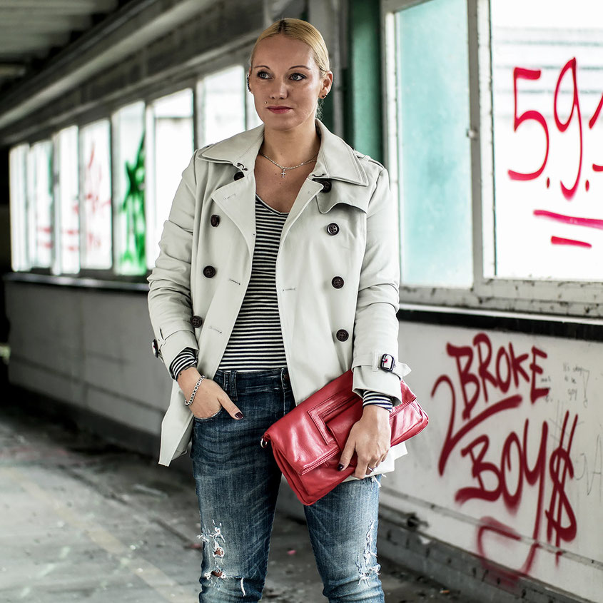 Superdry The Belle Trench Ein immens hoher Coolness Faktor ist Dir mit dem Trenchcoat The Belle Trench von Superdry garantiert | Outfit Trend | hot-port.de | 30+ Fashion & Style Blog