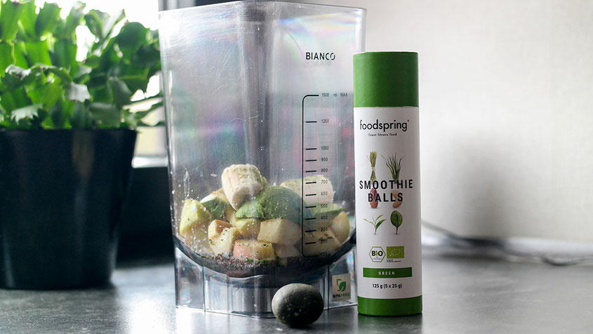 Green Smoothie | Mit Smoothie Balls von Foodspring leichtgemacht | hot-port.de | Lifestyle Blog
