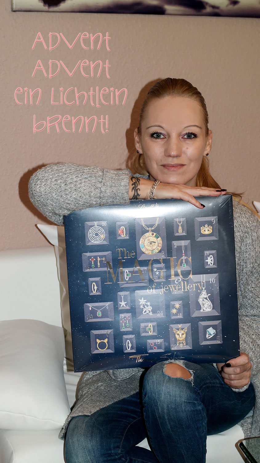 In wenigen Tagen ist es soweit: Die allseits beliebte Adventszeit steht vor der Tür und mit ihr die Vorfreude auf´s Türchen öffnen, weswegen ich Euch die tollsten Adventskalender zum Verschenken vorstellen möchte | Hot Port Life & Style | 30+ Style Blog