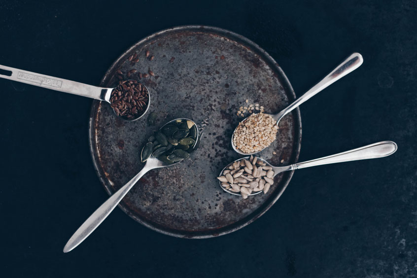 Hormone natürlich regulieren - Seed Cycling
