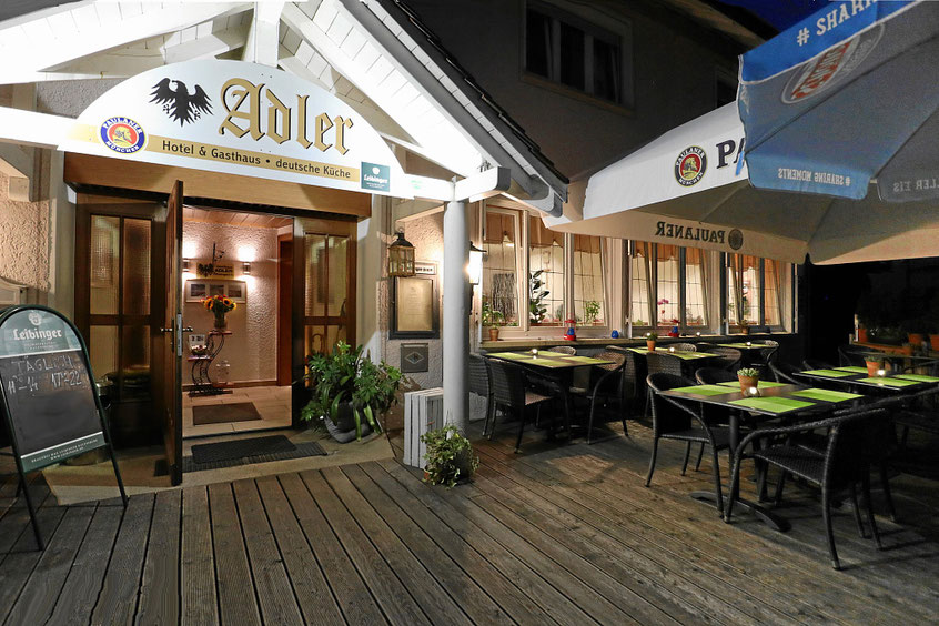 Der Eingangsbereich des Hotels Adler 