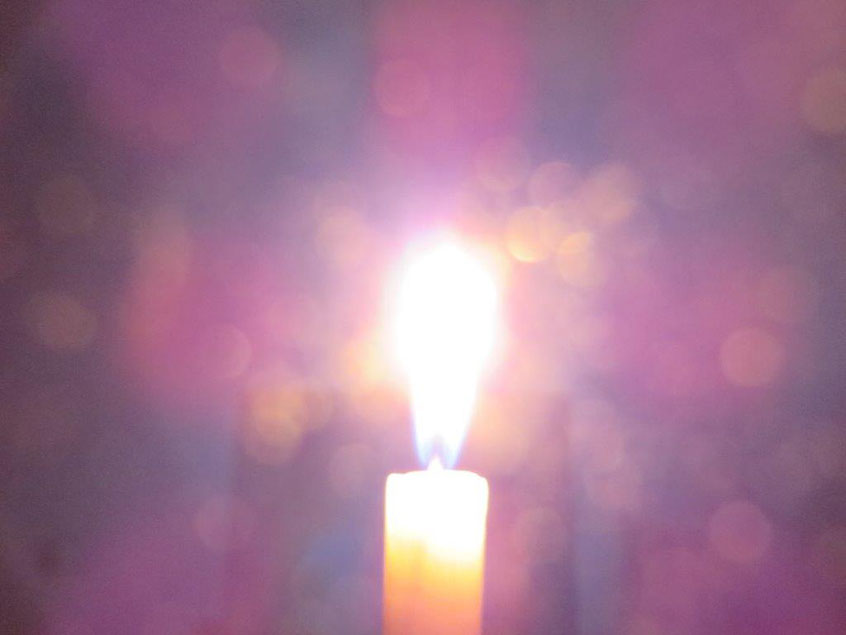 Verbindung mit dem Kerzenlicht, Quelle: www.lichtwesenfotografie.com