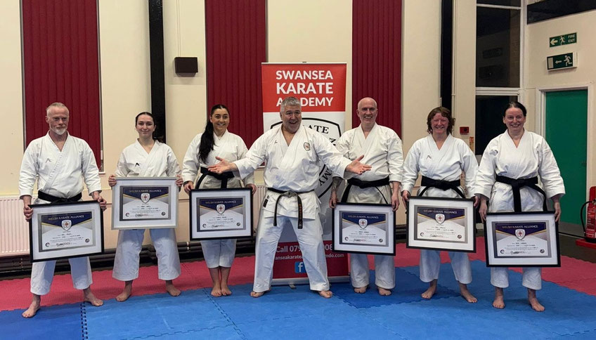jOEL JONES Shodan, Gabby Harris Yondan, Sophie Jones Shodan, James Norbury Shodan, Gail Hanlin Shodan and Ruth Norbury Shodan