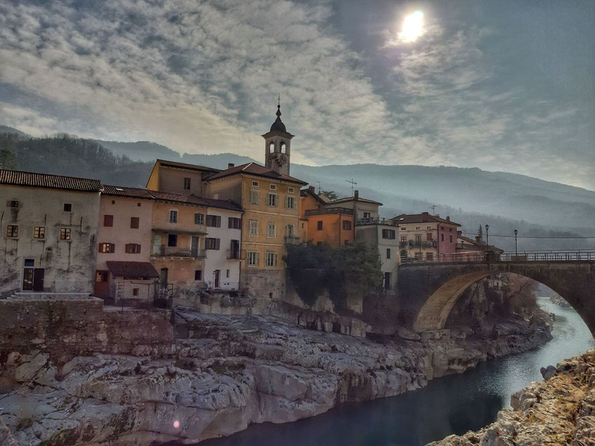 Kanal ob Soci - das Mostar Sloweniens.