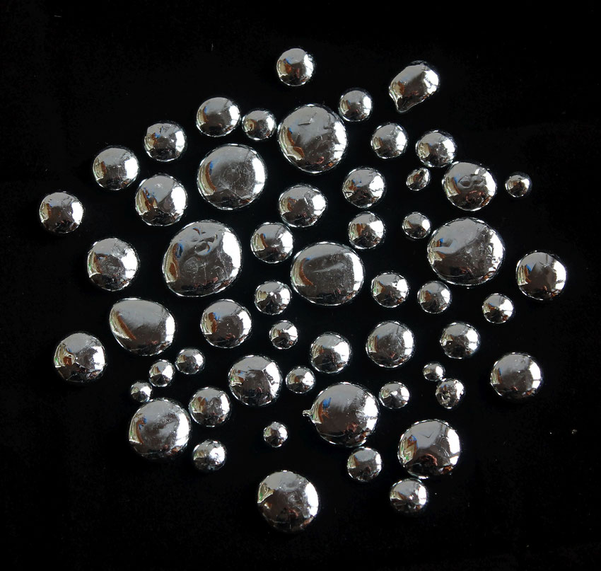 Gallium metal drops