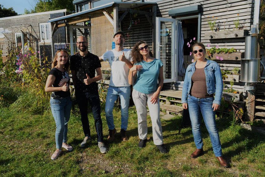 Tiny House Verein Freising zu Besuch im Tiny PopUp Projekt München