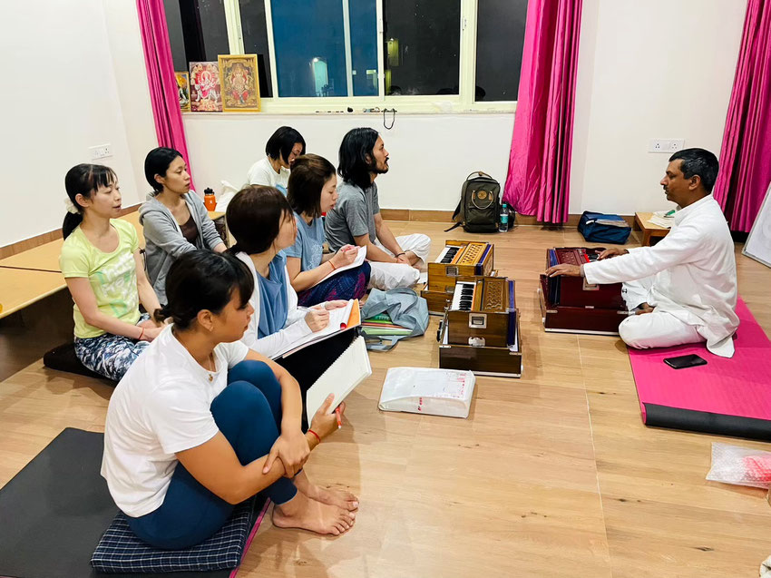 Nada Yoga Class by Narayan Gruruji