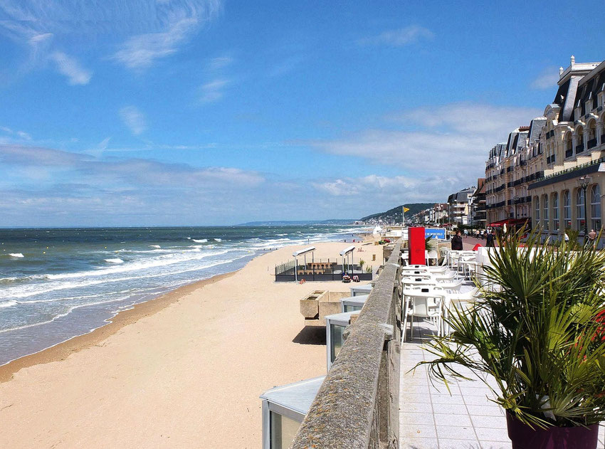 La plage de Cabourg