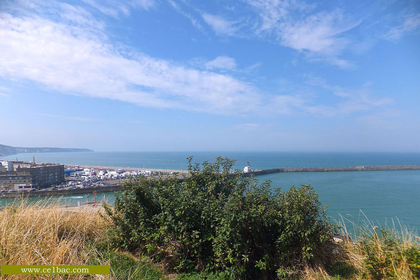 Sur la falaise à Neuville-lès-Dieppe