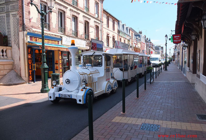 Le petit train de Cabourg