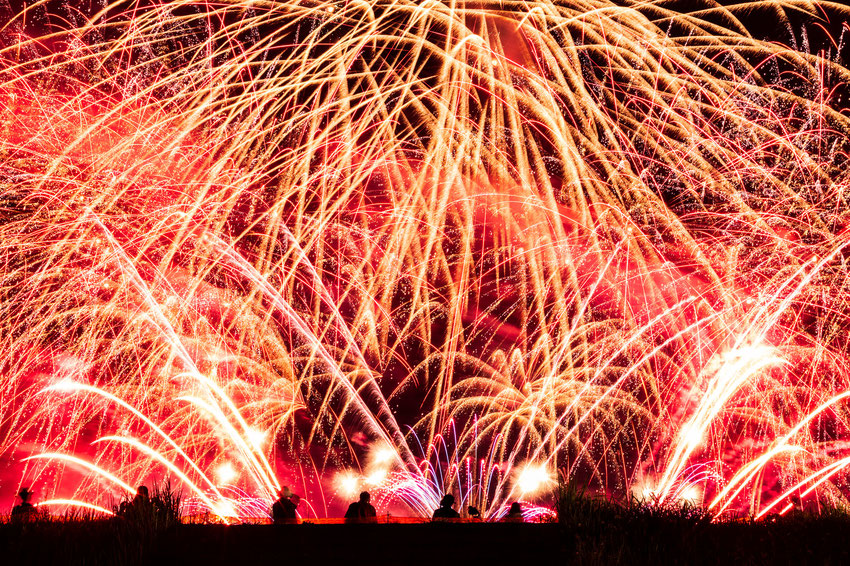 熊野大花火大会 2019 8月17日(土) 有料浜席 1マス席