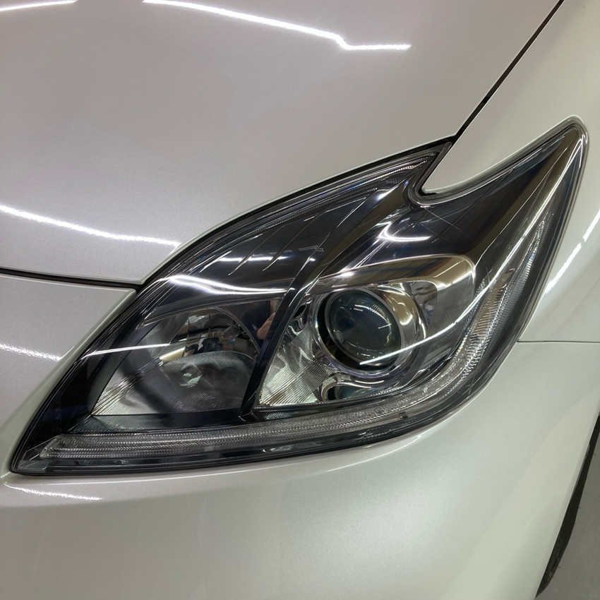 トヨタ プリウス 30系 ヘッドライトリペア 施工例 施工後②