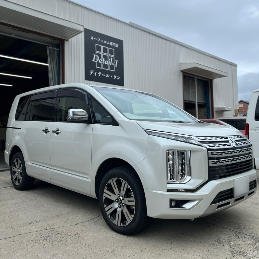 ミツビシ デリカD:5 遮熱フィルム全面施工 HCD-03G IR-85HD