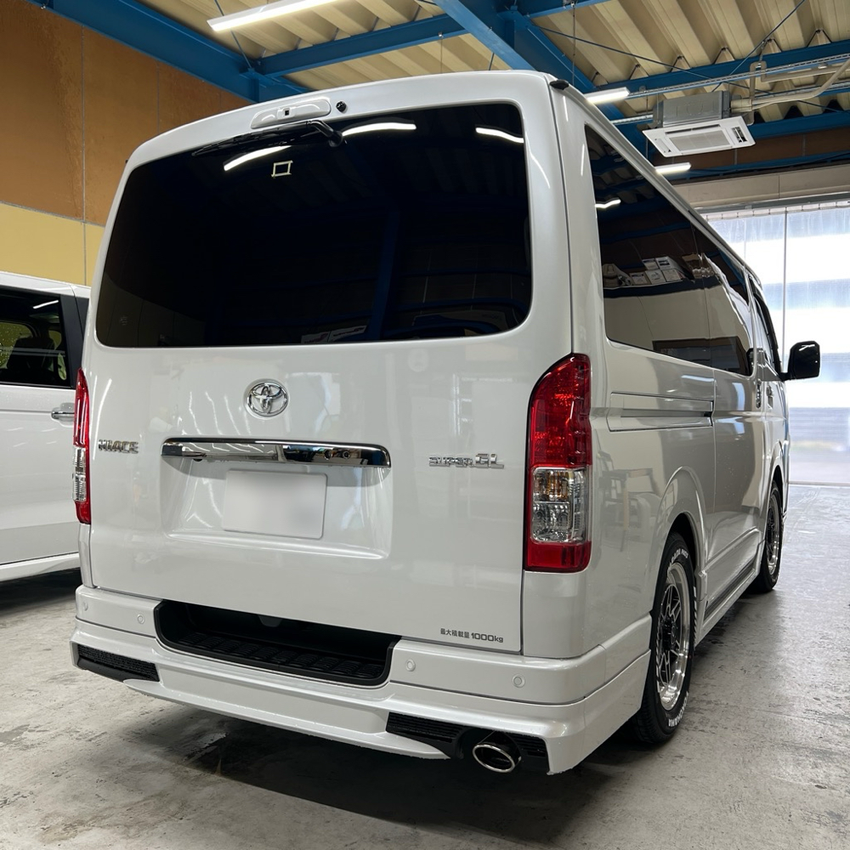 TOYOTA ハイエース　カーフィルム施工　新潟　WINCOS Premium リアガラス