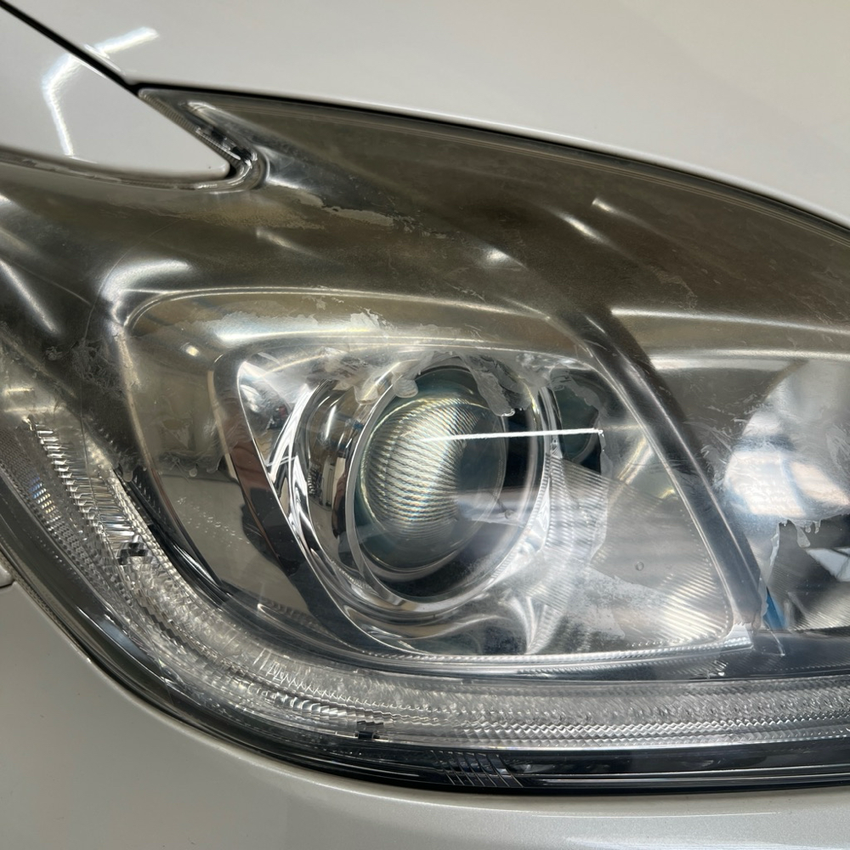 トヨタ プリウス 30系 ヘッドライトリペア 劣化症状例①