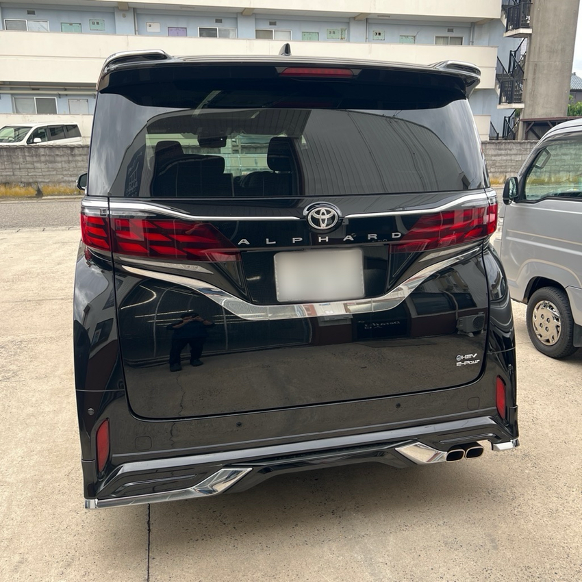 トヨタ アルファード 40系 リアガラス スモークフィルム施工 施工前