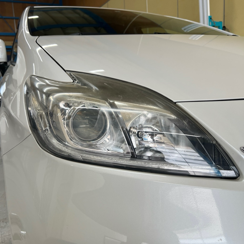 トヨタ プリウス 30系 ヘッドライトリペア 劣化症状例③