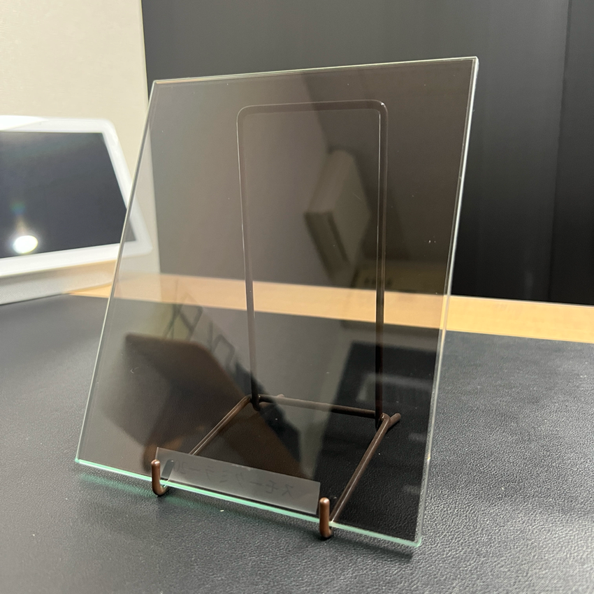 ニッサン　キャラバン　カーフィルム施工　遮熱フィルム　ブラックパール　サンプル内