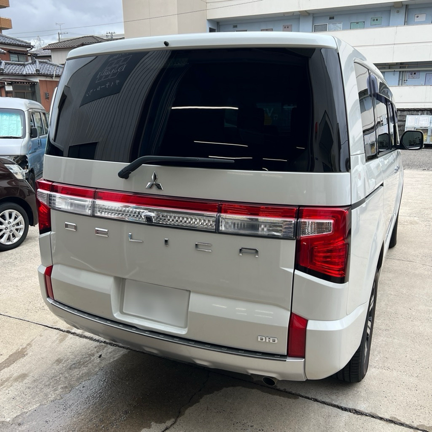ミツビシ デリカD:5 遮熱フィルム全面施工 HCD-03G IR-85HD リアガラス