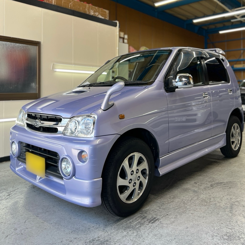 ダイハツ テリオスキッド 遮熱スモークフィルム施工