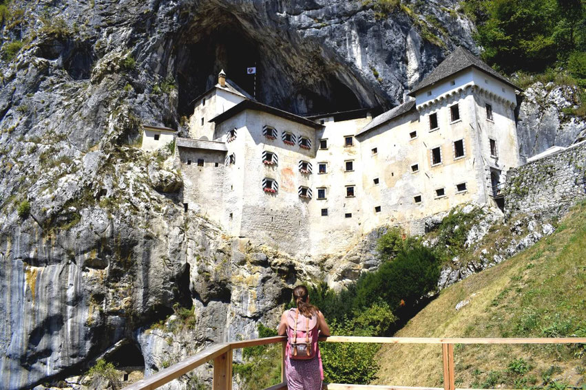 Burg Predjama Slowenien