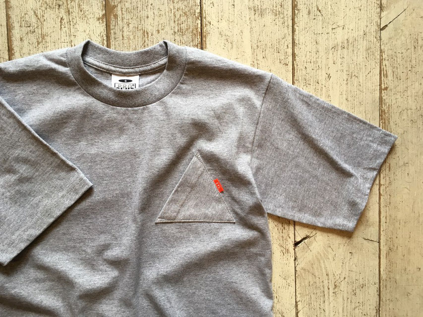EYL(Enjoy Youre Life!)Traiangle Pocket S/S TEE 各¥4,000(+TAX)