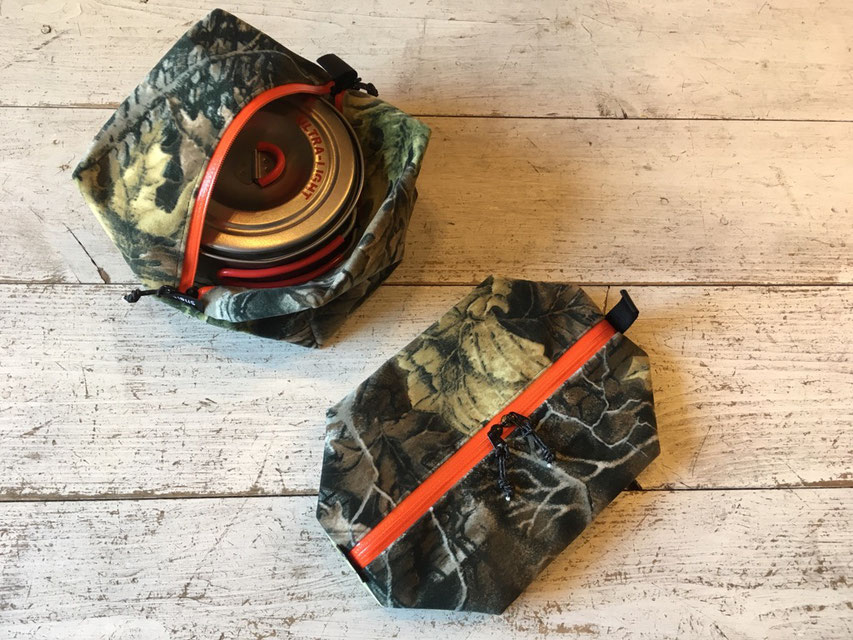 shelt(シェルト)BOX Sack S 各¥3,132(税込)