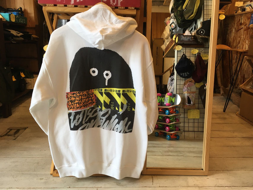 RYUJI KAMIYAMA（神山 隆二） Graphic Hoodie　￥13,000（＋TAX）