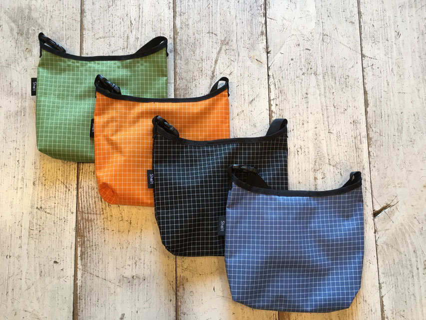 shelt(シェルト) LOFTMAN Pouch 各¥4,968(税込)