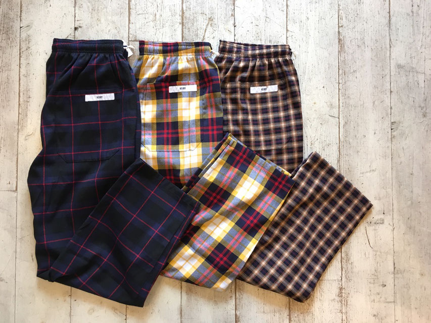VOIRY(ヴォイリー) HOSPITAL PANTS 各¥5,940(税込)