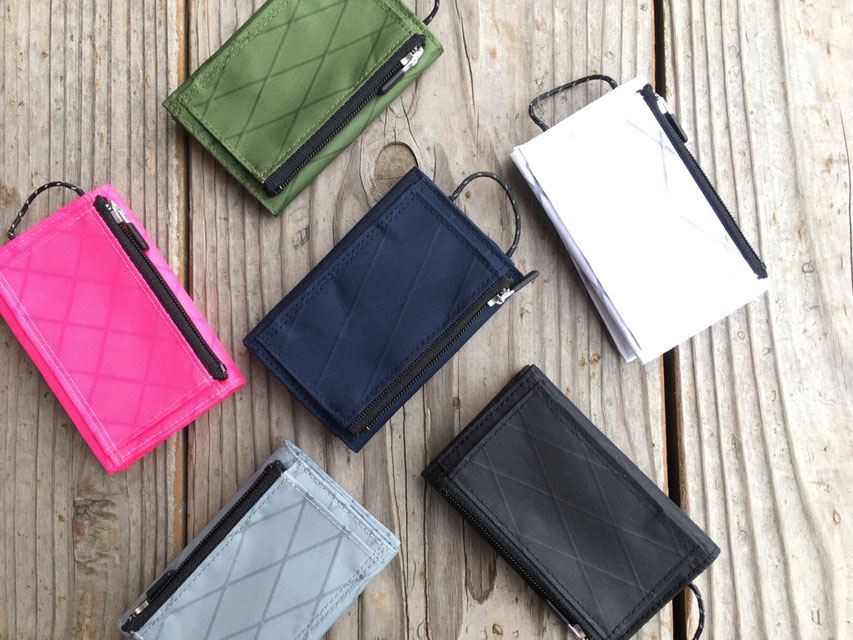 MINIMALIGHT(ミニマライト) PLAY WALLET 各¥4,000(+TAX) ※DCFH 各¥5,000(+TAX)