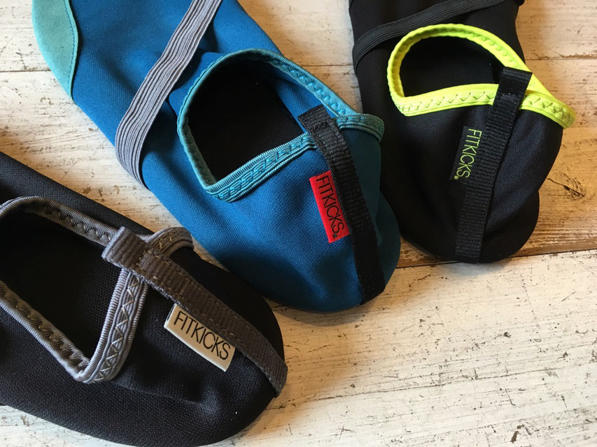 FIT KICKS(フィットキックス) ※WOMENS ¥2,538(税込) ※ MENS ¥2,754(税込)