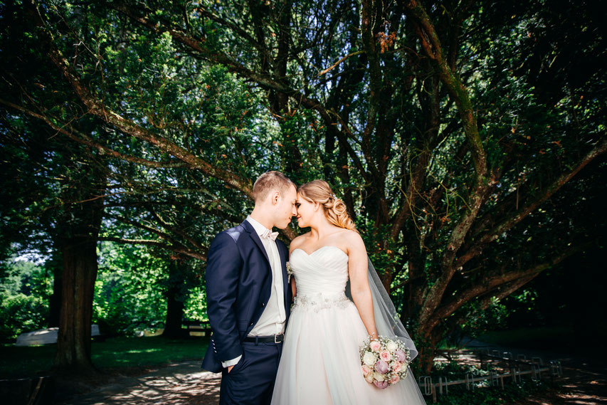 Hochzeit Gut Sutthausen Hochzeitsfotografen Vicky und Alex