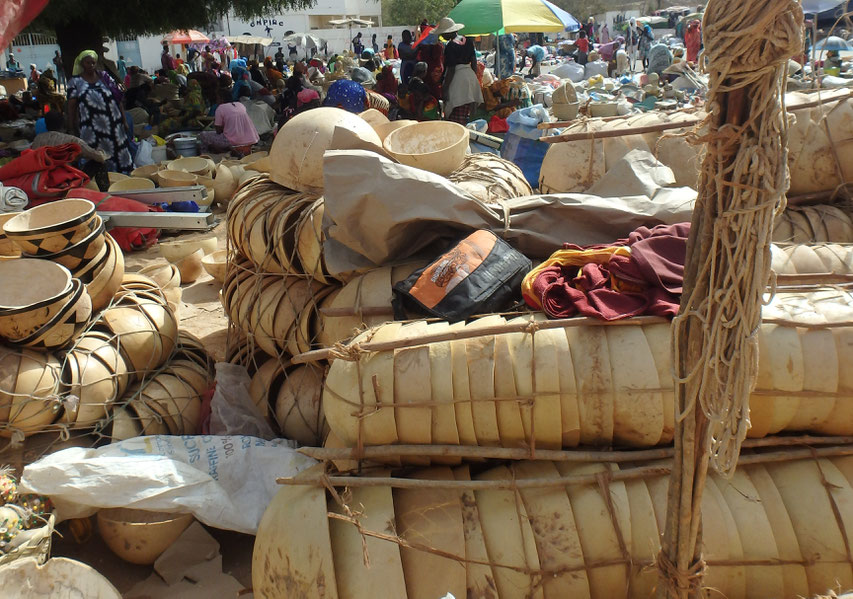 Calabash Popenguine market Senegal