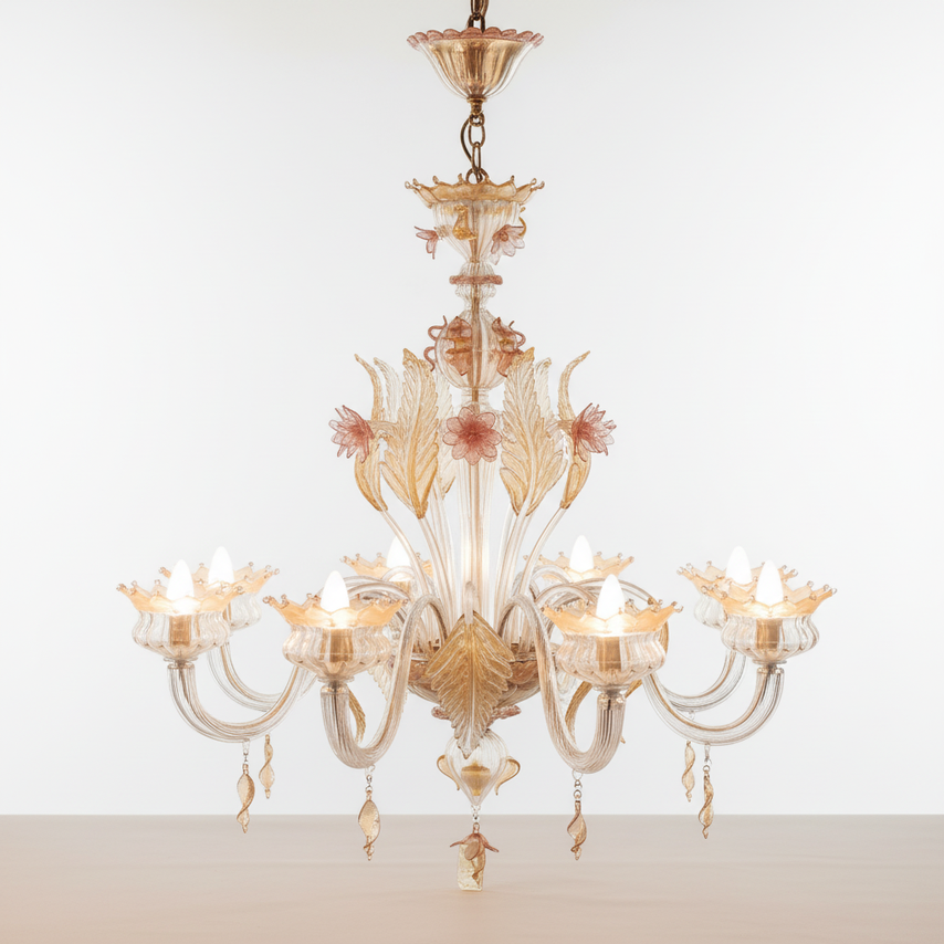 Lampadario di Murano Miss Puccini oro rosa su parete chiara