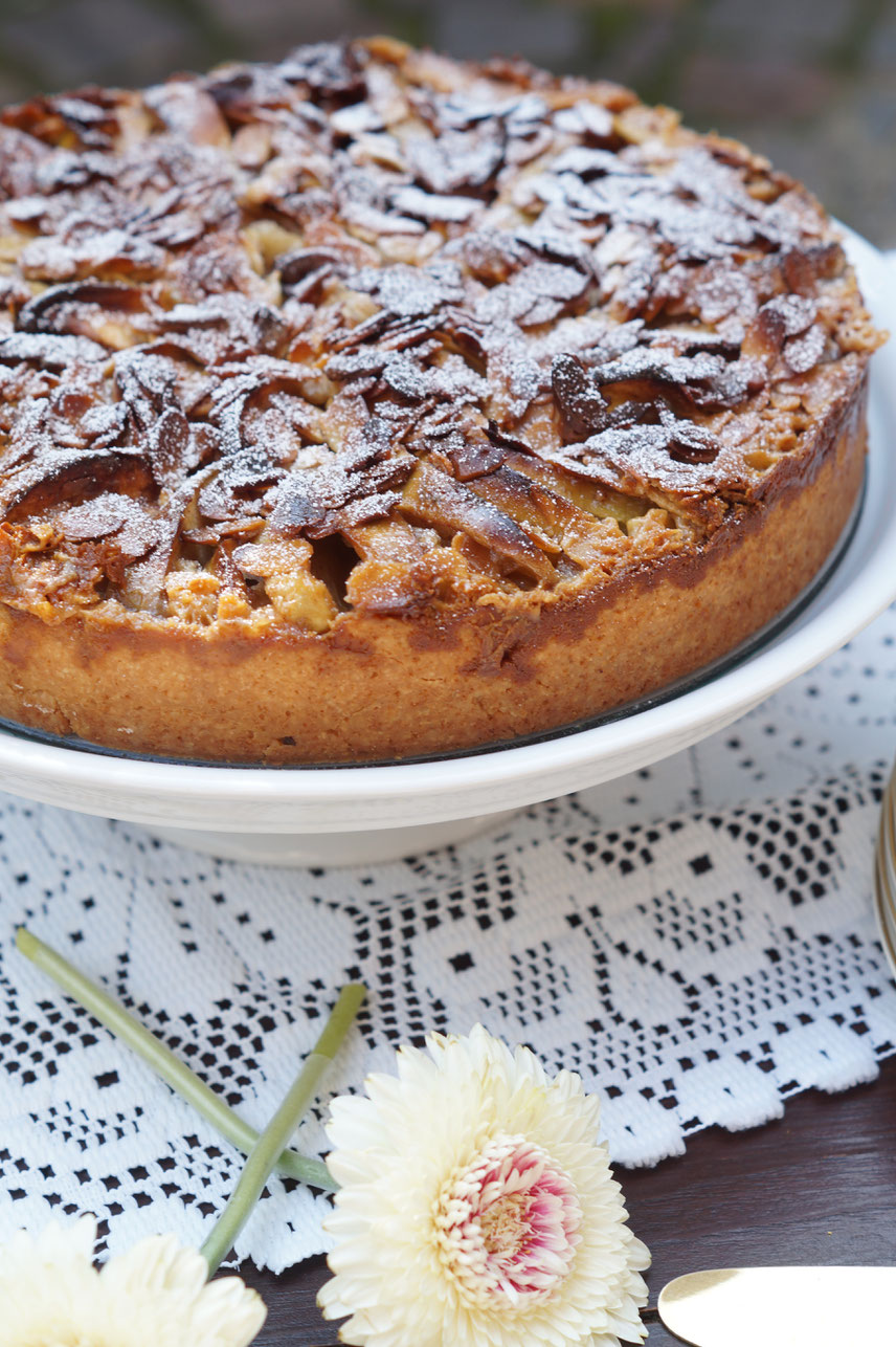 Apfelkuchen mit Mandel-Knusper