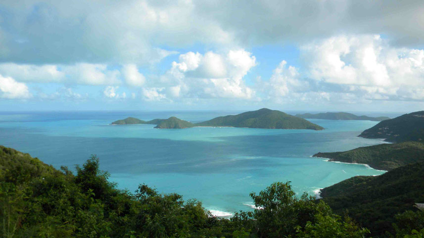 Blick auf die Insel Jost van Dyke