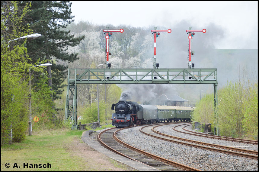 Die Signalbrücke auf der Döbelner Seite ist ein bekanntes und beliebtes Motiv bei Eisenbahnfotografen. So war ich dort auch nicht allein