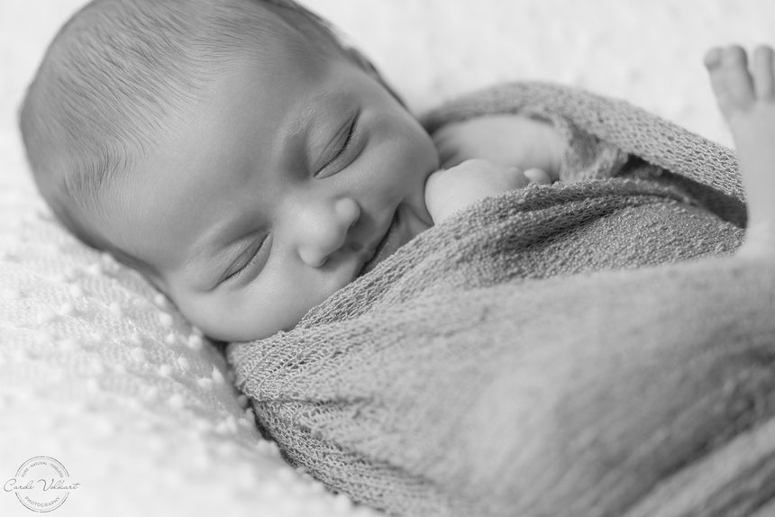 Neugeborenenfotografie, Engelslachen, Engelslächeln, Babyfotografie, Newbornshooting, Babyshooting, Basel, Bern, Zürich, Babyfotografin