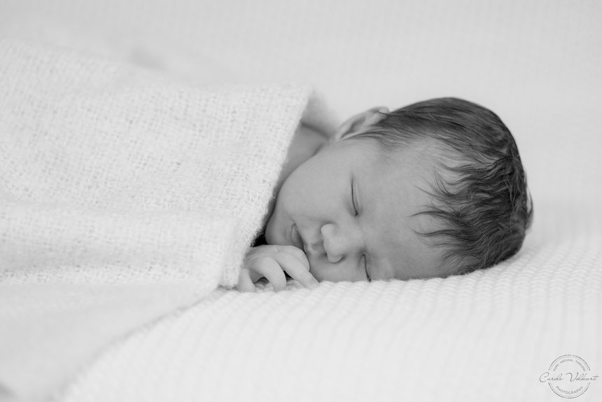 Neugeborenenfotografie, Babyfotografie, Babyfotos, Zuhause, Newbornshooting, Newbornfotografie, Babyshooting, Babyfotograf, Newbornfotograf, Baby Fotoshooting, Homestory, Homeshooting