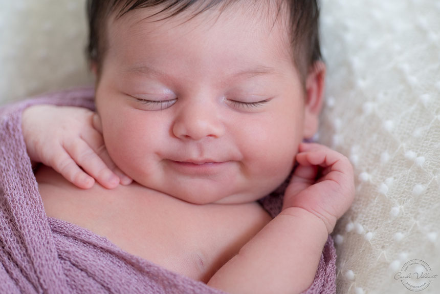 Neugeborenenfotografie, Engelslachen, Engelslächeln, Babyfotografie, Newbornshooting, Babyshooting, Basel, Bern, Zürich, Babyfotografin