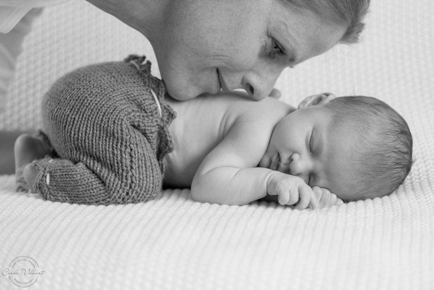 Neugeborenenfotografie, Babyfotografie, Babyfotos, Zuhause, Newbornshooting, Newbornfotografie, Babyshooting, Babyfotograf, Newbornfotograf, Baby Fotoshooting, Homestory, Homeshooting