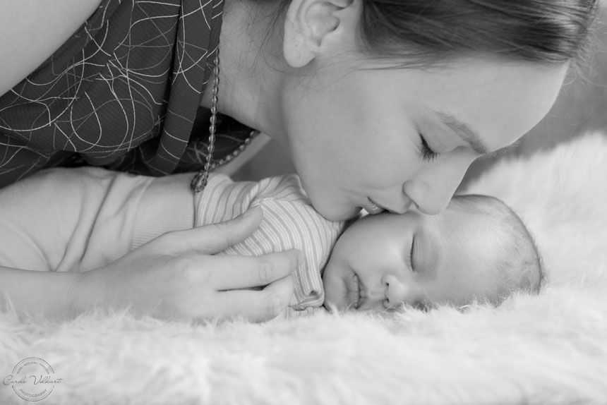 Neugeborenenfotografie, Babyfotografie, Babyfotos, Zuhause, Newbornshooting, Newbornfotografie, Babyshooting, Babyfotograf, Newbornfotograf, Baby Fotoshooting, Homestory, Homeshooting