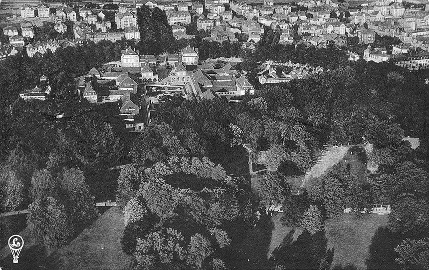 "Bad Nauheim vom Luftschiff "Zeppelin" aus gesehen", Postkarte Online-Museum "...viele Grüße und Küsse, Deine Maja." Bad Nauheim, den 23.09.1915