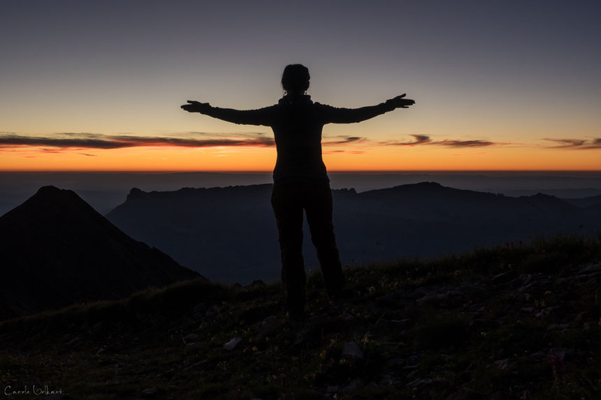 Abendglühen, Brienzer Rothorn, Mensch mit ausgestreckten Armen