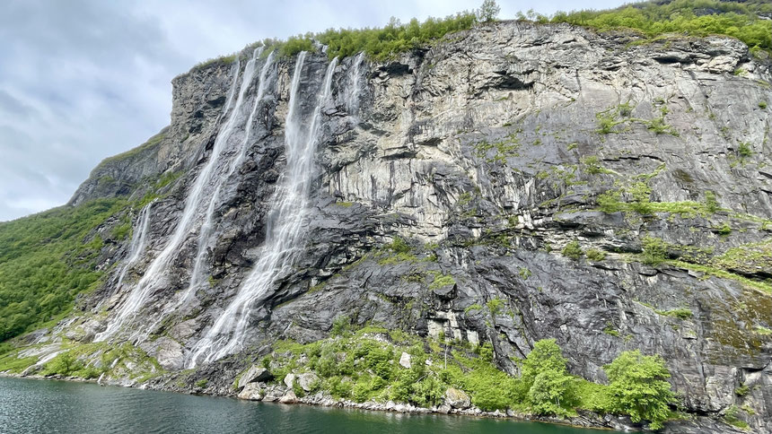 Wasserfall die sieben Schwestern