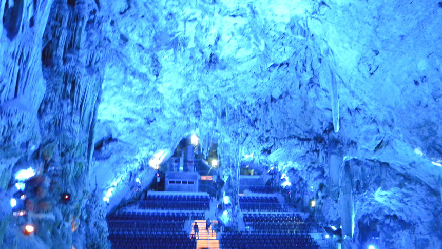 Tropfsteinhöhle St. Michael's Cave auf dem Affenfelsen von Gibraltar
