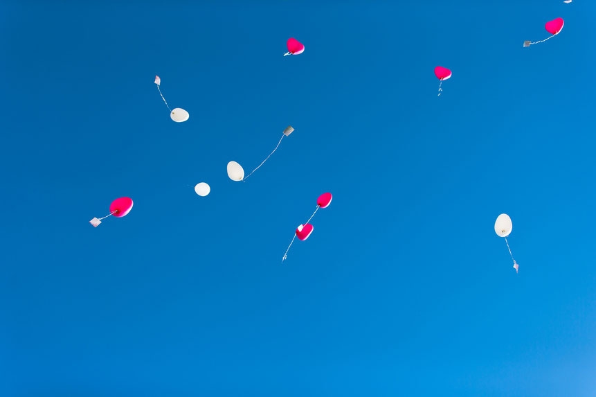 luftballons zur hochzeit, schloss lichtenwalde