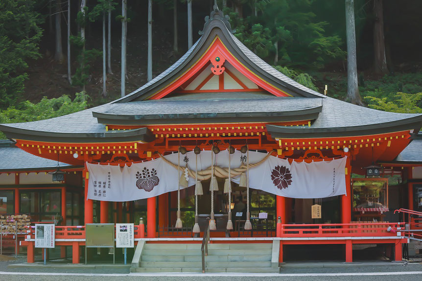 金櫻神社和装婚・金櫻神社挙式をトータルプロデュースしています